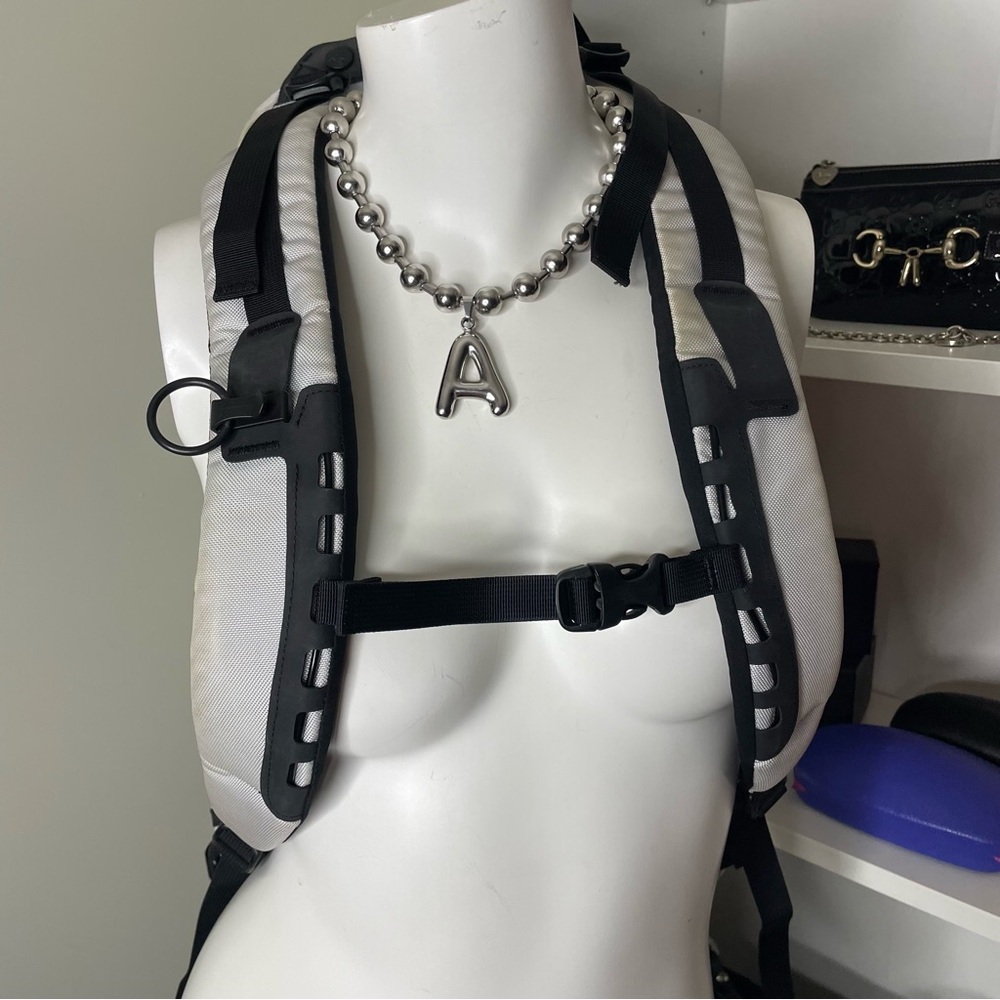 white arteryx backpack - Picture 9 of 10